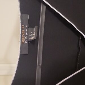 Forever 21 size small dress shirt